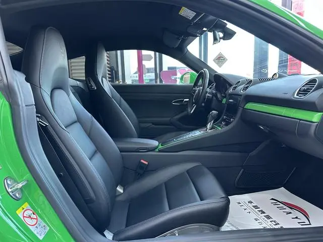 Porsche Porsche 718 Cayman 2.0T
