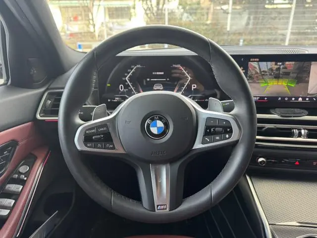 BMW BMW 3 Series 325i M Sports Yao Ye Suit