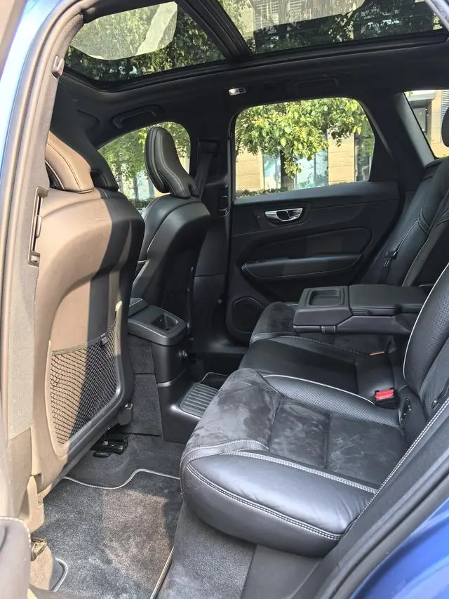 Volvo Volvo XC60 PHEV T8 E-drive Hybrid Zhizun Deluxe Edition Country V