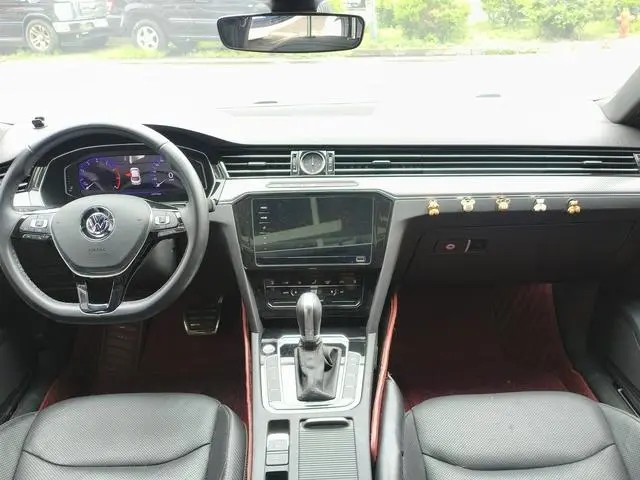 Volkswagen Volkswagen CC 330TSI Charm Edition Country VI