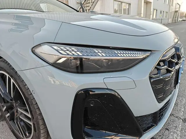 Audi Audi A5L 2.0T sports version quattro