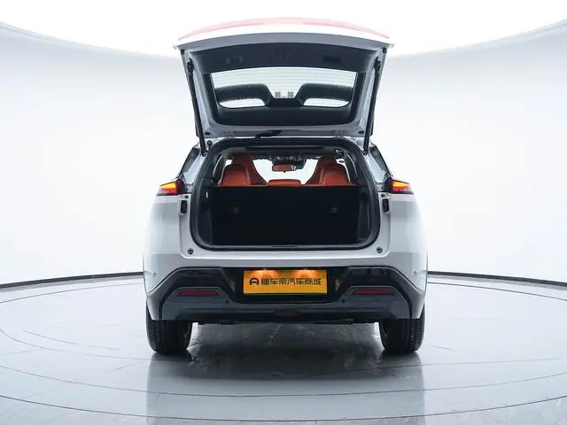 Dongfeng Fengshen Fengshen L7 PHEV 205 Plus