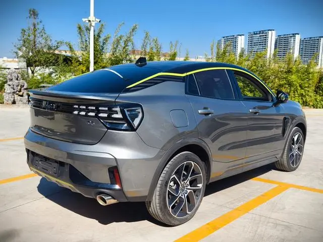 LYNK & CO Lynk 05 2.0TD two-wheel drive Halo