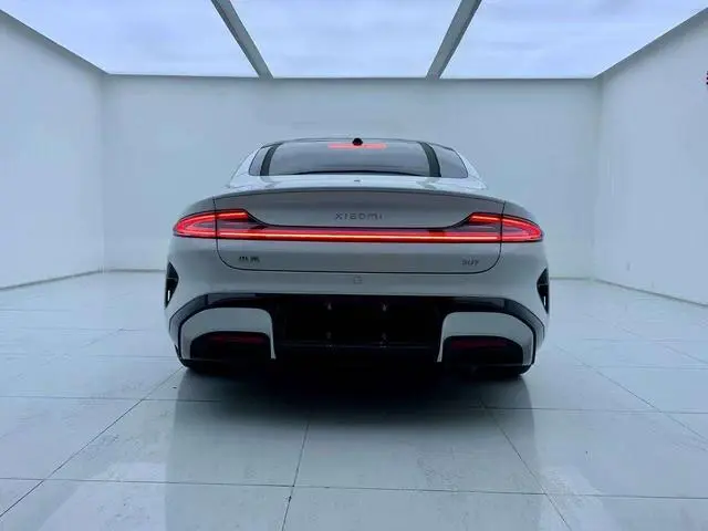 Xiaomi Xiaomi SU7 Rear drive, long battery life, Pro version