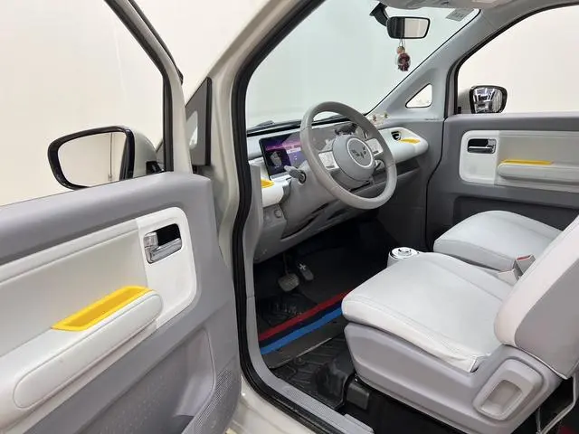 Wuling Wuling Air ev Clear Sky Four-seater advanced version