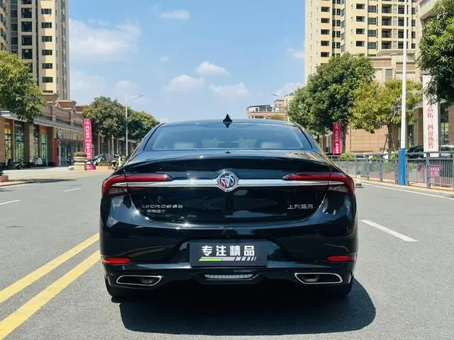 Buick Lacrosse 652T luxury