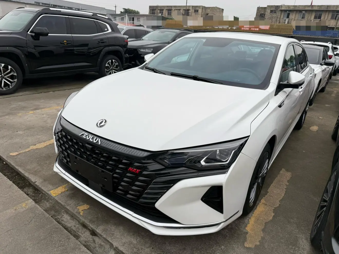 Dongfeng Fengshen Yi Hyun MAX 1.5T Super Power Dad Version