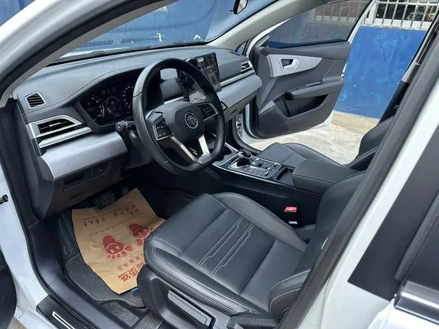 BYD Qin Yu Travel edition