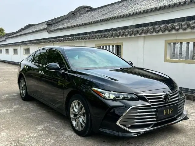 TOYOTA Asian dragon 2.0L Deluxe Edition Country VI