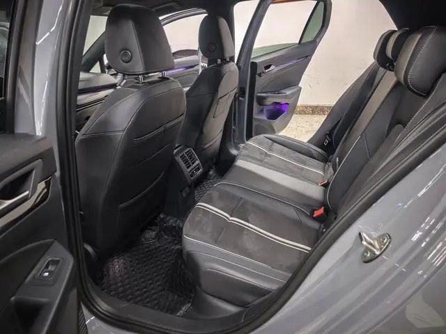 Volkswagen golf 280TSI DSG R-Line Lite