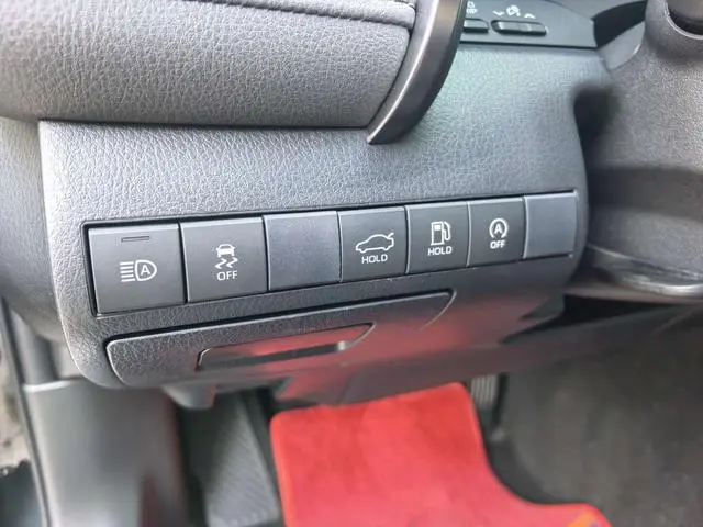 TOYOTA Camry 2.5G Deluxe Edition