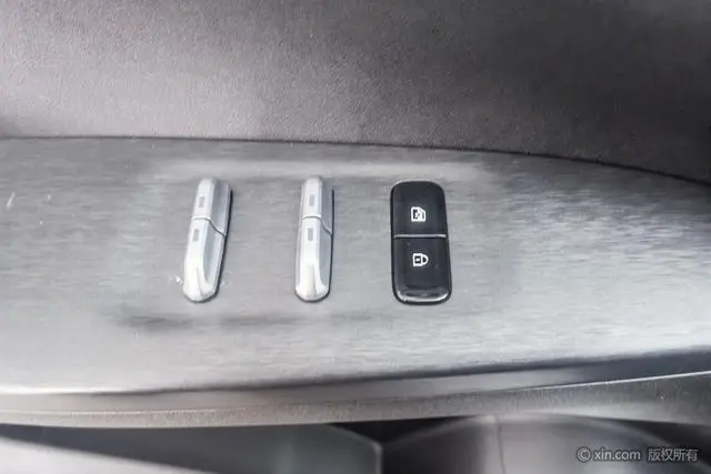 Dongfeng Fengshen Fengshen L7X 530km Deluxe Edition