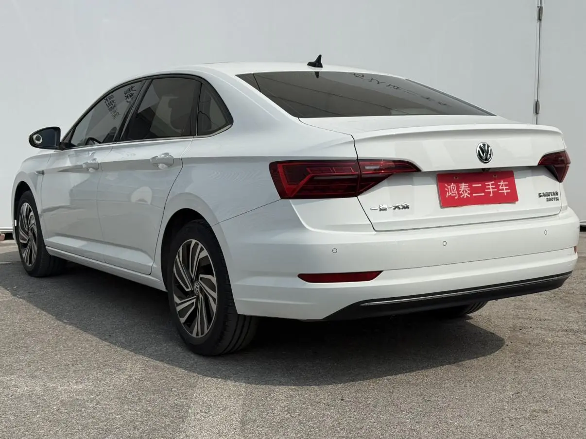 Volkswagen Sagitar 280TSI DSG Beyond Edition