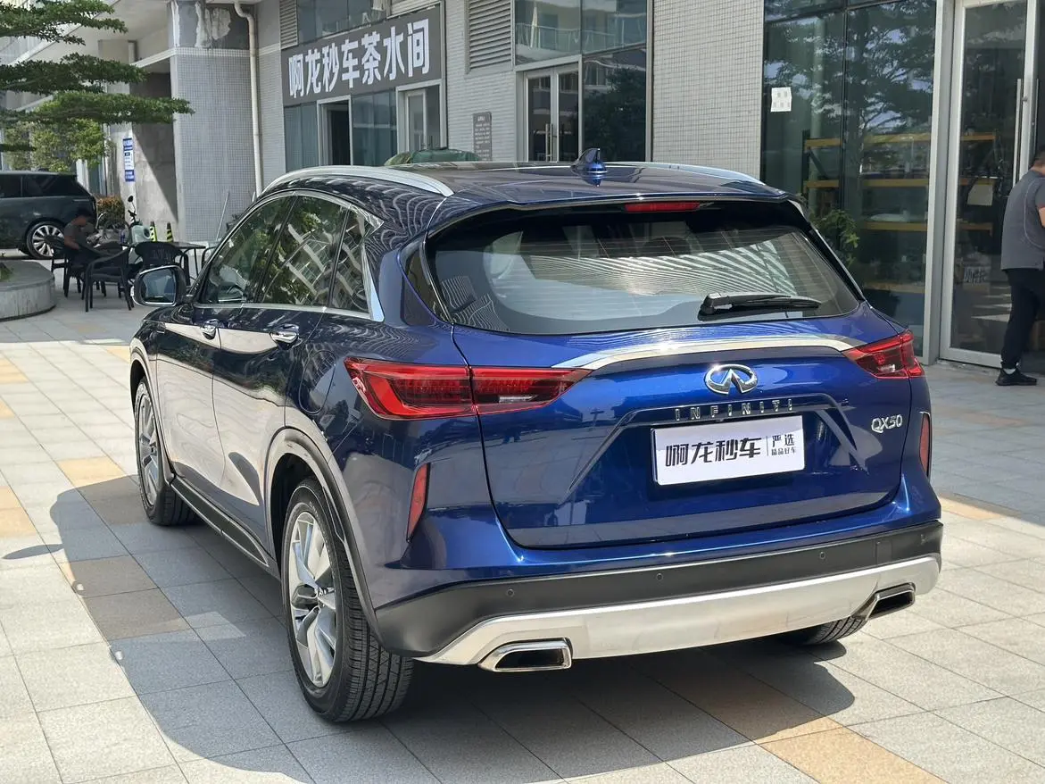 Infiniti Infiniti QX50 2.0T two-wheel drive fashion version