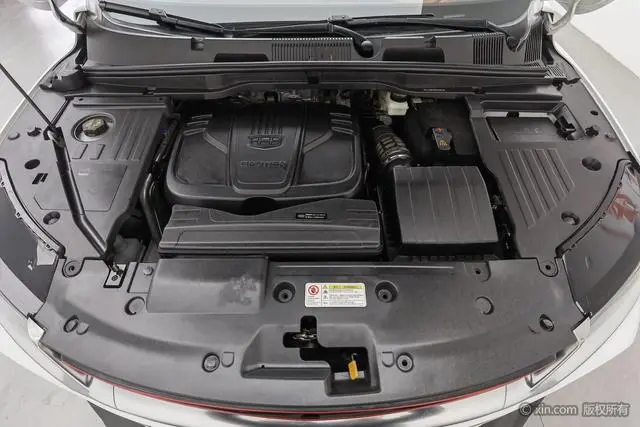 Geely Binyue Sports 260T DCT Ranger Country VI