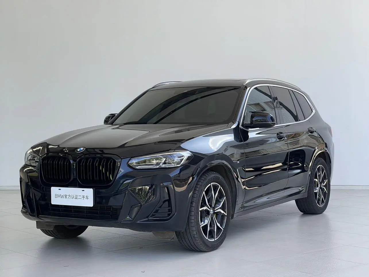 BMW BMW X3 Facelift xDrive25i M sports suit
