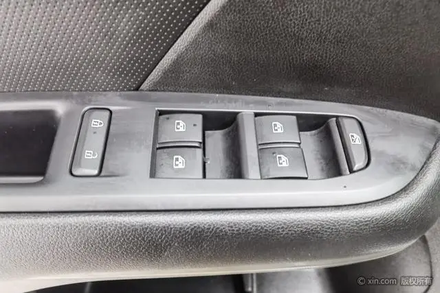 Chevrolet Cruze Redline 320T dual clutch Refreshing Version