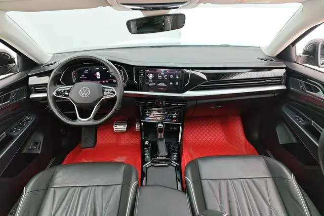 Volkswagen Passat Facelift 330TSI Starry Sky Deluxe Edition