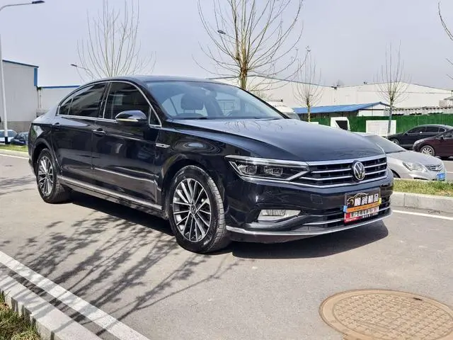 Volkswagen Magotan 380TSI DSG Luxury