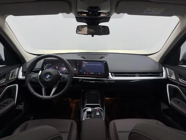 BMW BMW X1 sDrive25Li X design set