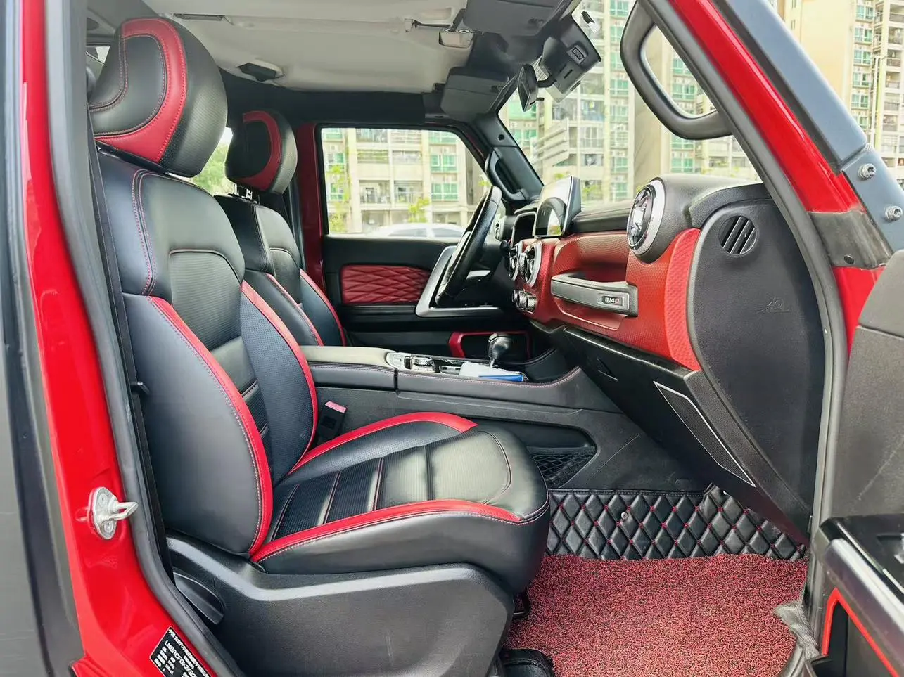 Beijing Beijing off-road BJ40 PLUS 2.3T automatic four-wheel drive exclusive edition Country VI