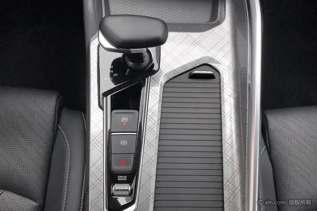 Geely Xingrui 2.0T luxury