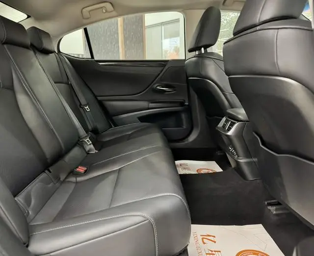 Lexus Lexus ES 2009 Edition Country V