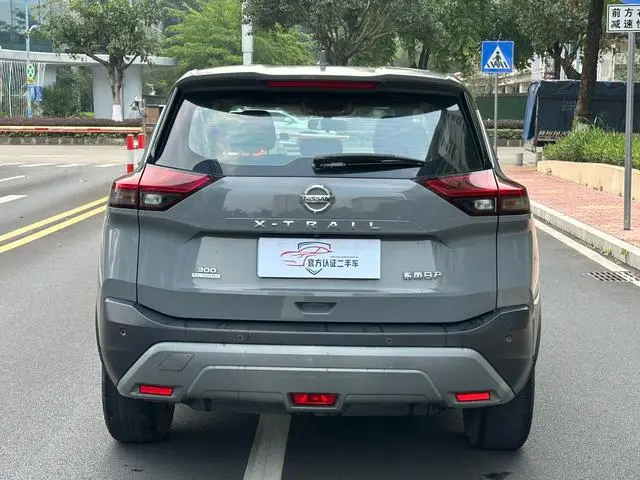 Nissan Qijun VC-Turbo 300 CVT 2WD Deluxe Edition