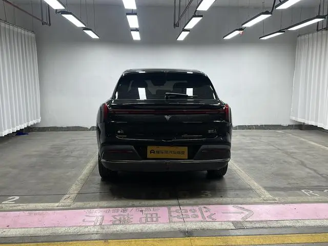Neta Nezha L Extended range version 310 flash charge red version