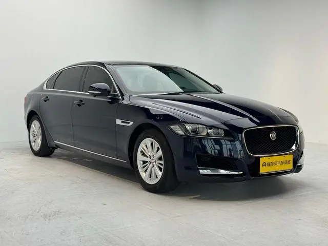 Jaguar Jaguar XFL 2.0T P200 two-wheel drive Fenghua version