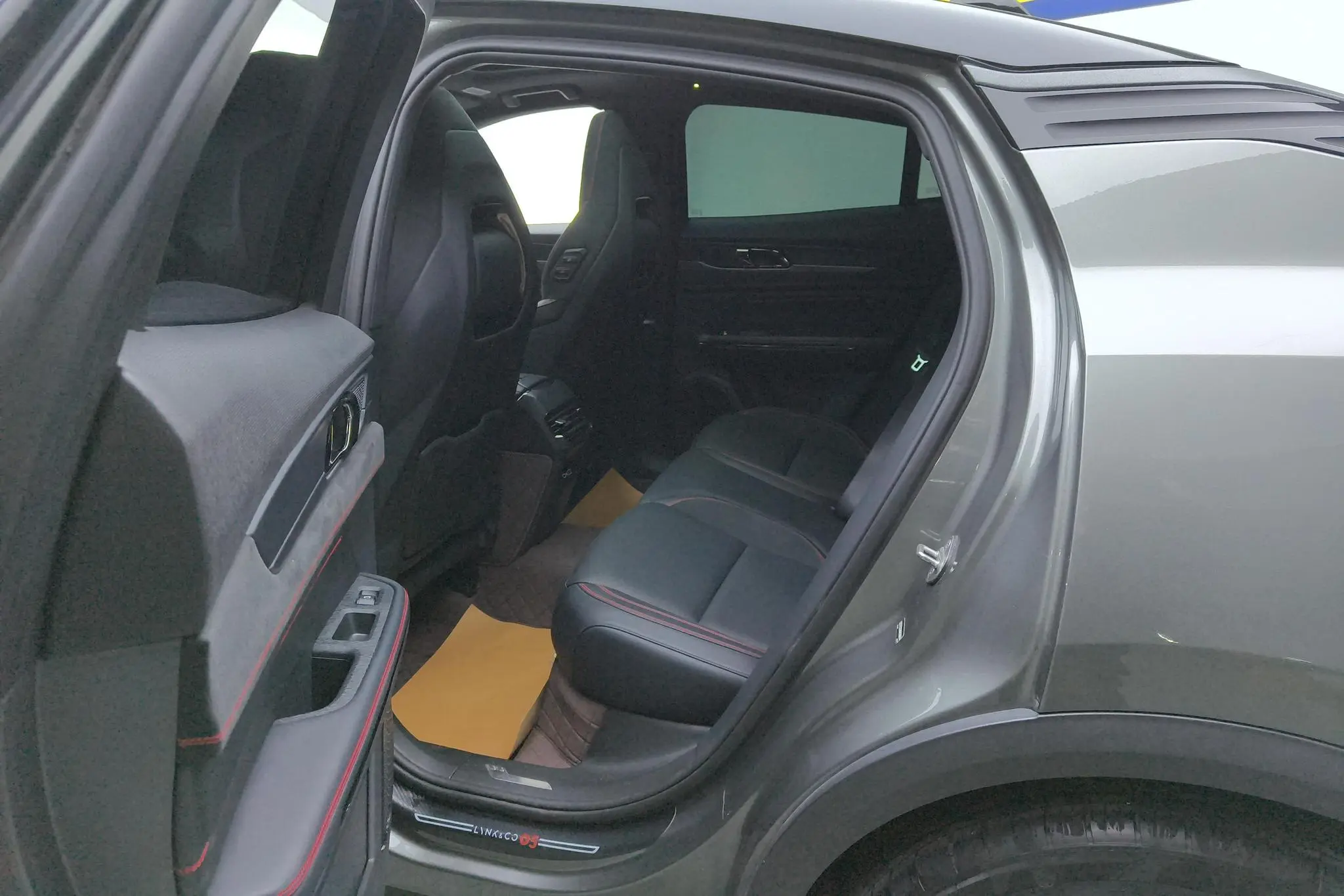LYNK & CO Lynk 05 2.0TD four-wheel drive Halo