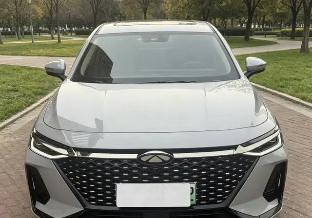 Chery Fengyun Fengyun A8 127 Wind-by-wind version