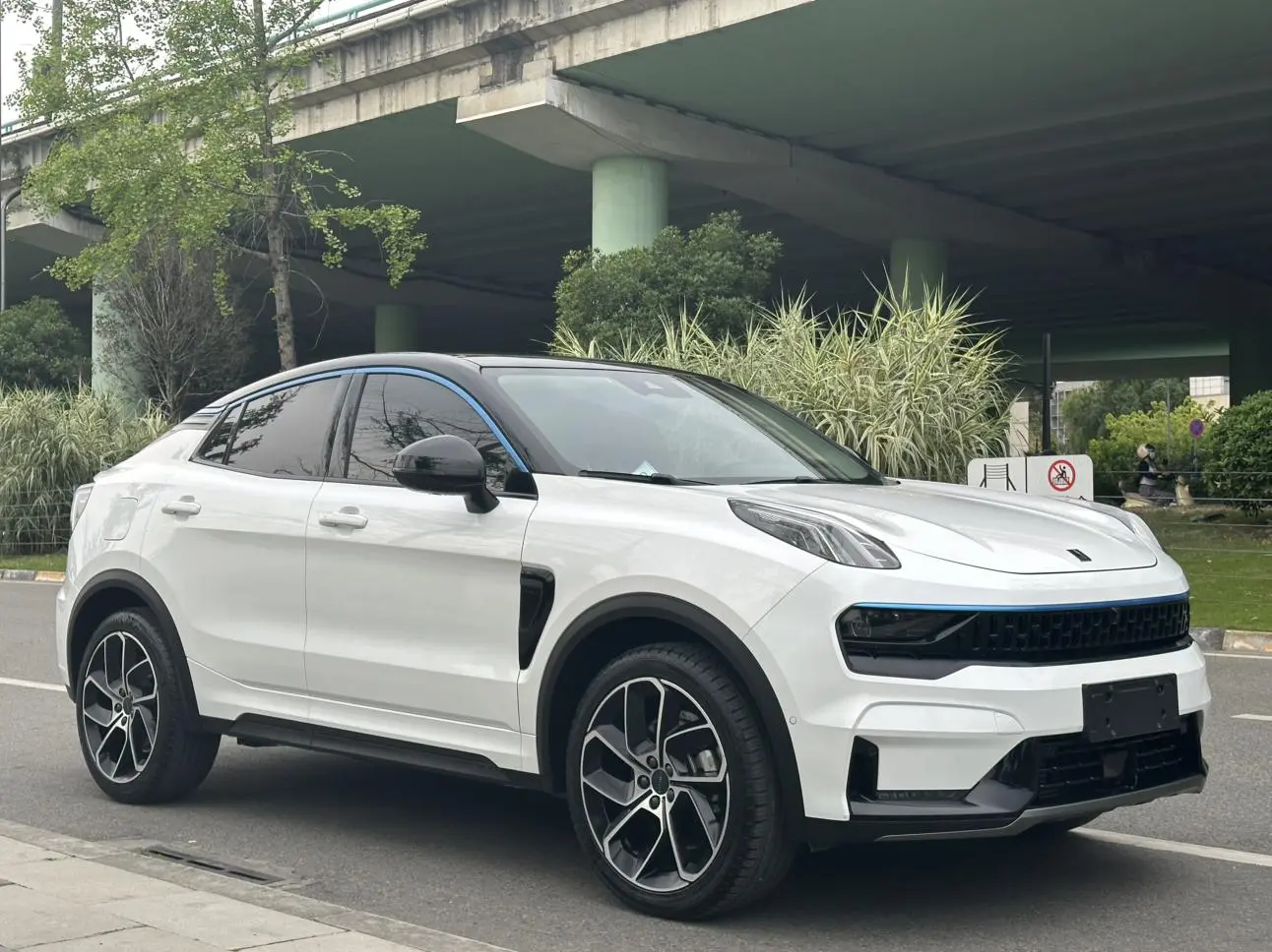 LYNK & CO Lynk 05 2.0TD two-wheel drive Halo