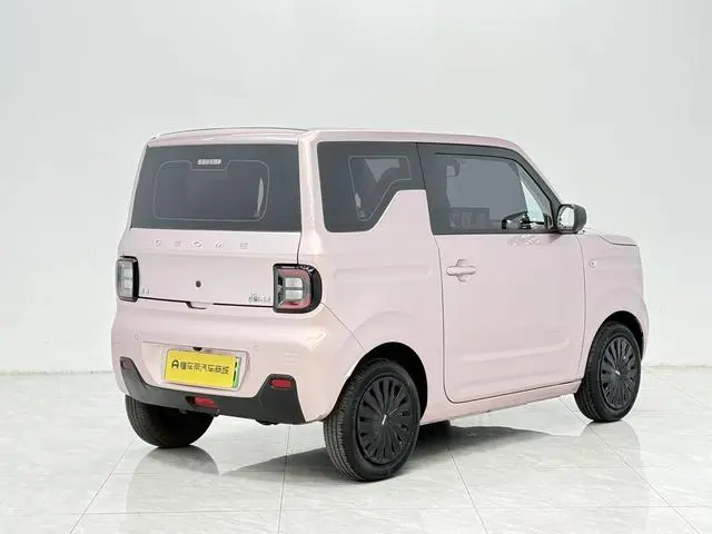 Geely Galaxy panda 200km panda mini smart bear