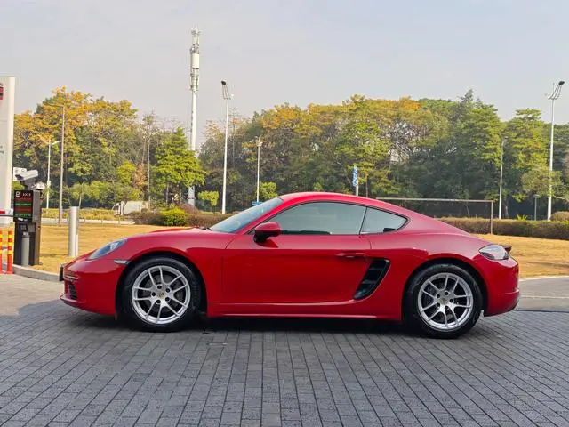 Porsche Porsche 718 Cayman 2.0T
