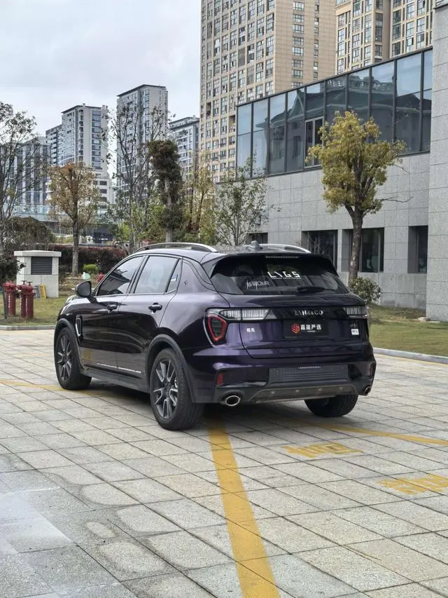 LYNK & CO Lynk 01 2.0TD two-wheel drive Pro