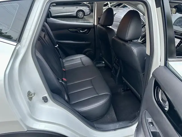 Nissan Qashqai Classic 2.0L Comfort Edition
