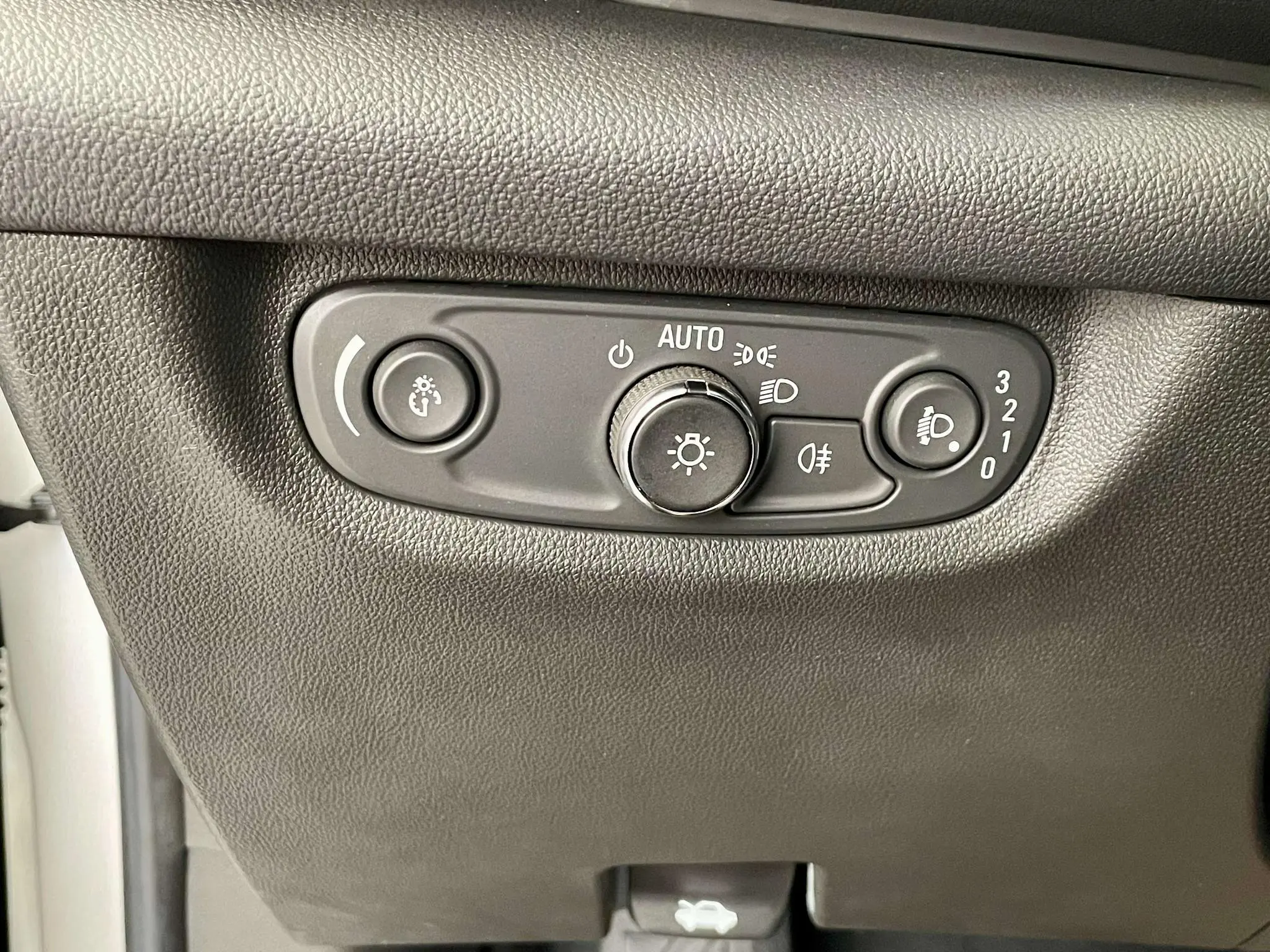 Buick Regal 25T Premium Edition