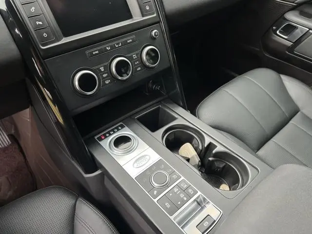 Land Rover discover 3.0 V6 S