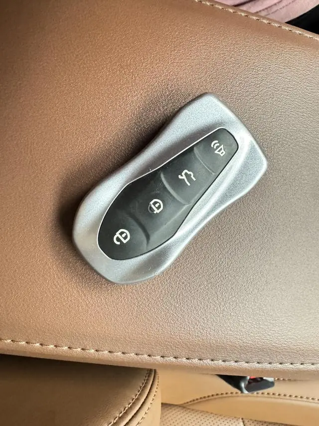 Geely Boyue 1.8TD DCT Smart Collar PRO