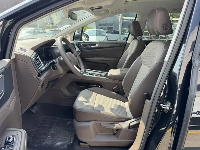 Volkswagen Weiran 330TSI Business Edition