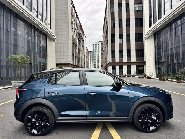 LYNK & CO Lynk 06 1.5T Yao Halo