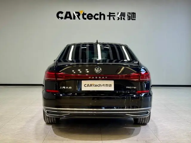 Volkswagen Passat Outstanding 380TSI Longteng Edition