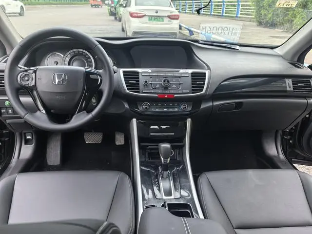 Honda Accord 2.0L Comfort Version