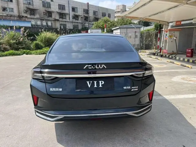 Dongfeng Fengshen Yi Hyun MAX 1.5T Super Handsome Trendy Dad Version