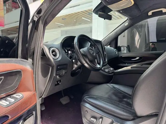 Mercedes-Benz Vito 2.0T Elite Edition 7 Seats