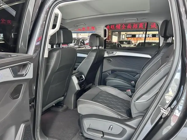 Volkswagen Lanjing 380TSI four-wheel drive flagship Victory Edition 6-seater