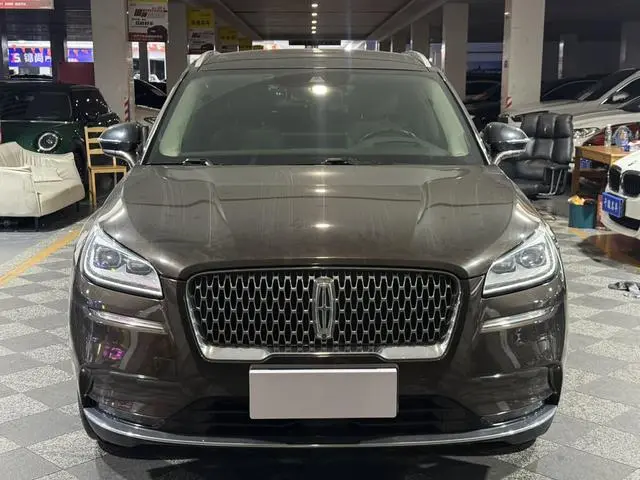 Lincoln Adventurer 2.0T four-wheel drive Zunyao Edition