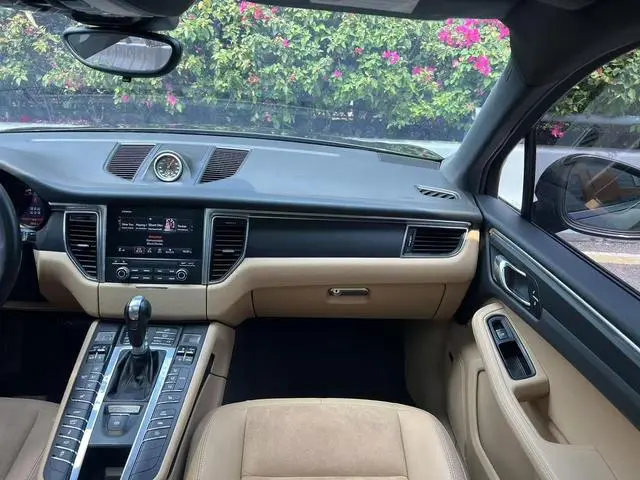 Porsche Macan Macan 2.0T