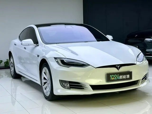 Tesla Model S Long battery life version